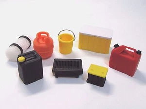 accessories for rc 1/10 crawler yellow cooler,fuel and water can,grill and more - Picture 1 of 9