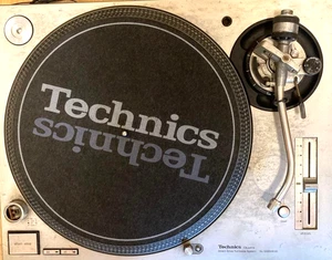 Technics SL-1200MK3D Plattenspieler Kostenloser Versand aus Japan - Bild 1 von 4