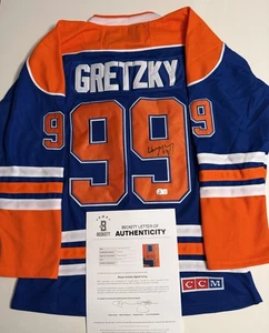 Wayne Gretzky Edmonton Oilers Autographed Jersey Beckett LOA COA - Picture 1 of 4