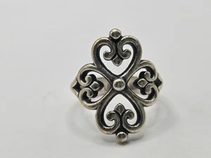 Anillo con corazones desplazados adornados de plata de ley James Avery talla 7,5 - Imagen 1 de 5