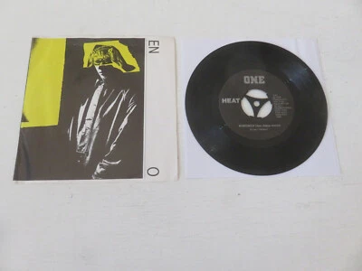 BRIAN ENO Wimoweh ( Lion Sleeps Tonite ) / Deadly 7 Fins USA 1979 VINYL 7" WT101 - Image 1 of 4