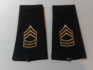 NOS EIN PAAR MÄNNLICHE E-8 MASTER SERGEANT GOLD & SCHWARZE SCHULTER-EPAULETS REG S-38 - Bild 1 von 3