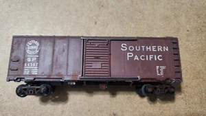 Mantua HO Southern Pacific 40' Box Car #84567 (no couplers) - Picture 1 of 3