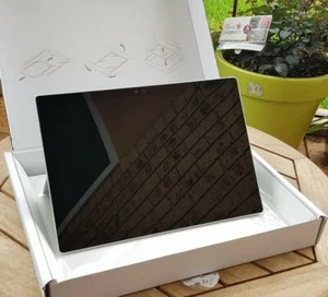 Microsoft Surface Pro 7 ~ i5 10th Gen ~ 8 GB - 256 GB SSD Windows 11 - Picture 1 of 7