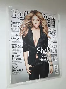 November 2009 Rolling Stone Magazine Can Shakira Conquer the World? Rivers Cuomo - Picture 1 of 5