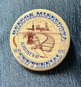 1870-1970 Benson, Mn. Centennial Rails & Farm Scene 2 1/4" Cello - Picture 1 of 2