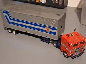 Transformers G1 - Optimus Prime - Autobots - Picture 1 of 14