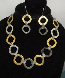 Steel by Design Gold Silver BRUSHED CUSHION Circle Link 22 Necklace EARRINGS LOT - Picture 1 of 9