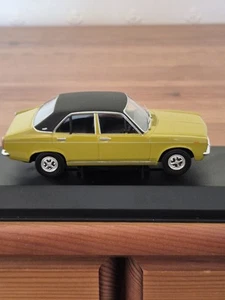 Corgi Vanguards Hillman Avenger 1:43 Scale Model In Bitter Green 1172 Of 4510 - Picture 1 of 7