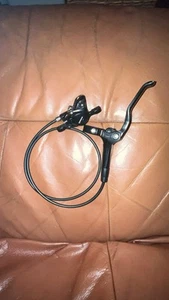 SHIMANO MT200 Hydraulic Bicycle brakes right Front (UK version) - Picture 1 of 4