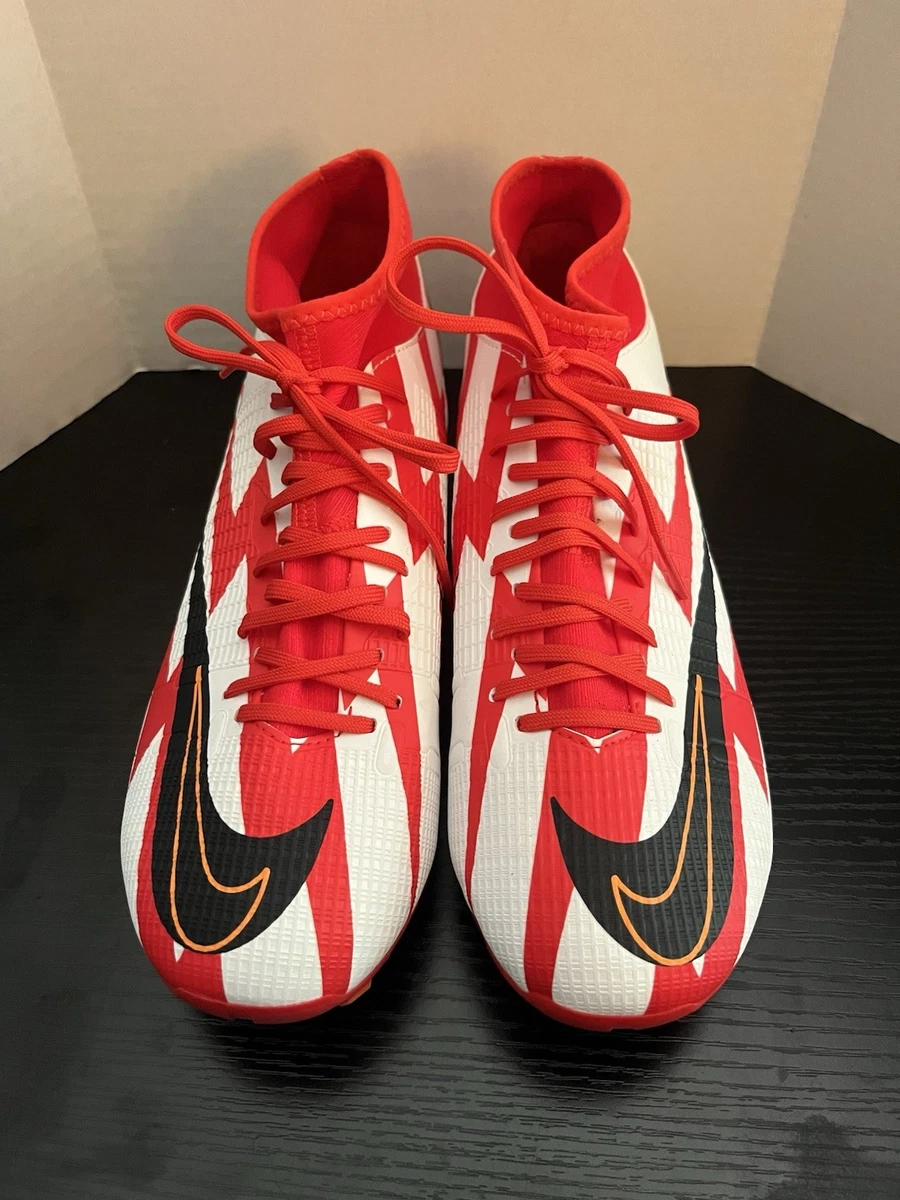 Preços baixos em Nike Mercurial Superfly 8 Academy CR7 MG Chile