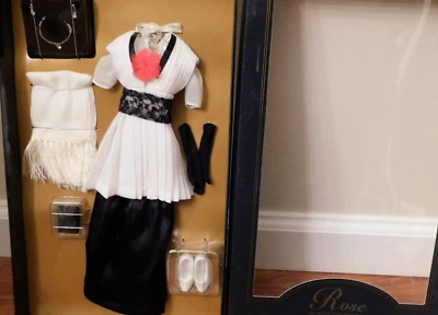 Franklin Mint Titanic Oficial Rosa Negro/Blanco Set Para Muñeca Vinilo Foto 1 de 4