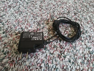 Plantronics 77393-04  SSA-3W-05  050035F  5V 350mA MicroUSB Wall Charger - Image 1 of 4