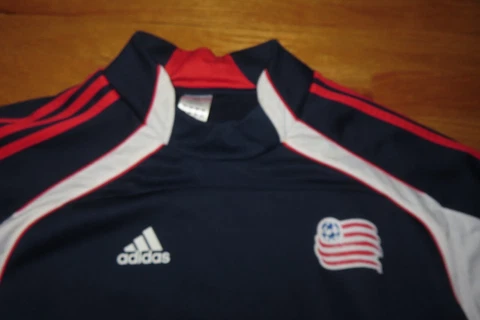 Adidas MLS NEW ENGLAND REVOLUTION Soccer Zippered (XL) R Stripes Warm-Up Jacket Cover
