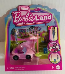 Mini Barbie Land, mini muñeca, letrero de calle y buzón, y coche que cambia de color - Imagen 1 de 2