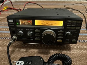 Icom IC-725 HF-transceiver - Bild 1 von 3