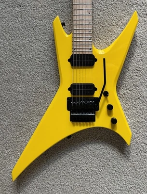 Jackson Pro Series Signature Dave Davidson Warrior WR7 eléctrico, Ferrari amarillo Foto 1 de 4