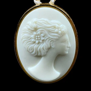 Collar Colgante Camafeo Nina Ricci Paris - Imagen 1 de 11