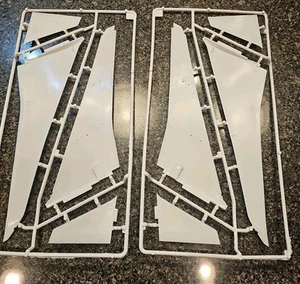 Revell 144th Boeing 747-8 Wing Sprue Parts Only - Picture 1 of 5