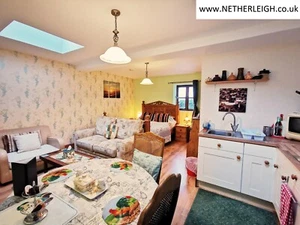 Devon Bed And Breakfast - Detached Studio Devon B&B - Picture 1 of 12