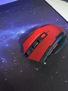 Red Wireless Gaming Mouse - Picture 1 of 3