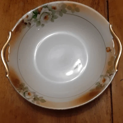 Антикварная японская сервировочная чаша Nippon с ручной росписью в розовых цветочных персиковых тонах 2 ручки - Изображение 1 из 4