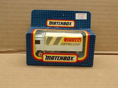 VINTAGE MATCHBOX MB-26 PIRELLI TIRES CAMION VOLVO BACHE  ~ NOS - Image 1 of 4