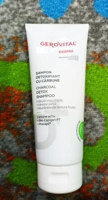 Gerovital Derma+ Champú Desintoxicante Carbón Activo para Todo Tipo de Cabello Control de Sebo Foto 1 de 3
