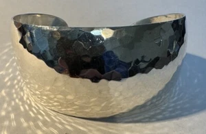 WIDE RETIRED JAMES AVERY 925 STERLING SILVER POLISHED HAMMERED CUFF BRACELET - Picture 1 of 4