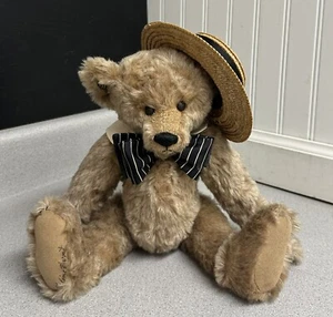 De Colección Oso de Peluche Dorado con Sombrero Artista por Maxine Hurst Bear N Bears 13"" Usado en Excelente Condición - Imagen 1 de 14