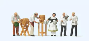 Preiser 10210 Innkeeper,Waiter,Bedienungm,H0 - Picture 1 of 1