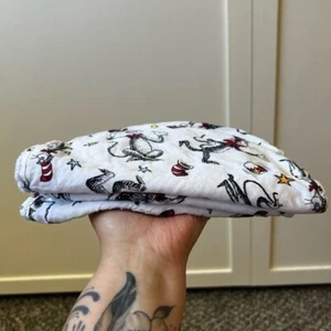 Trend Lab Baby Dr Seuss Cat In The Hat Bundle 2 Bibs 1 Burp Cloth - Picture 1 of 12