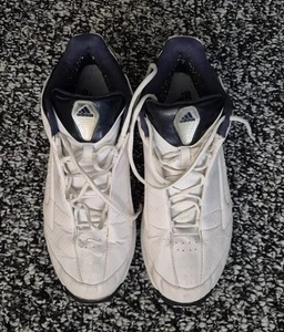 Men's Adidas classic basketball shoes. White leather mid tops. Size 13 (US) - Picture 1 of 7