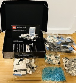 LEGO Architecture United Nations Headquarters #21018 Box Open - BRICKS SEALED