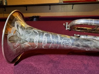 Trompeta rara H.N White “The King” Silvertone Artist Bore principios de la década de 1930 Foto 1 de 4
