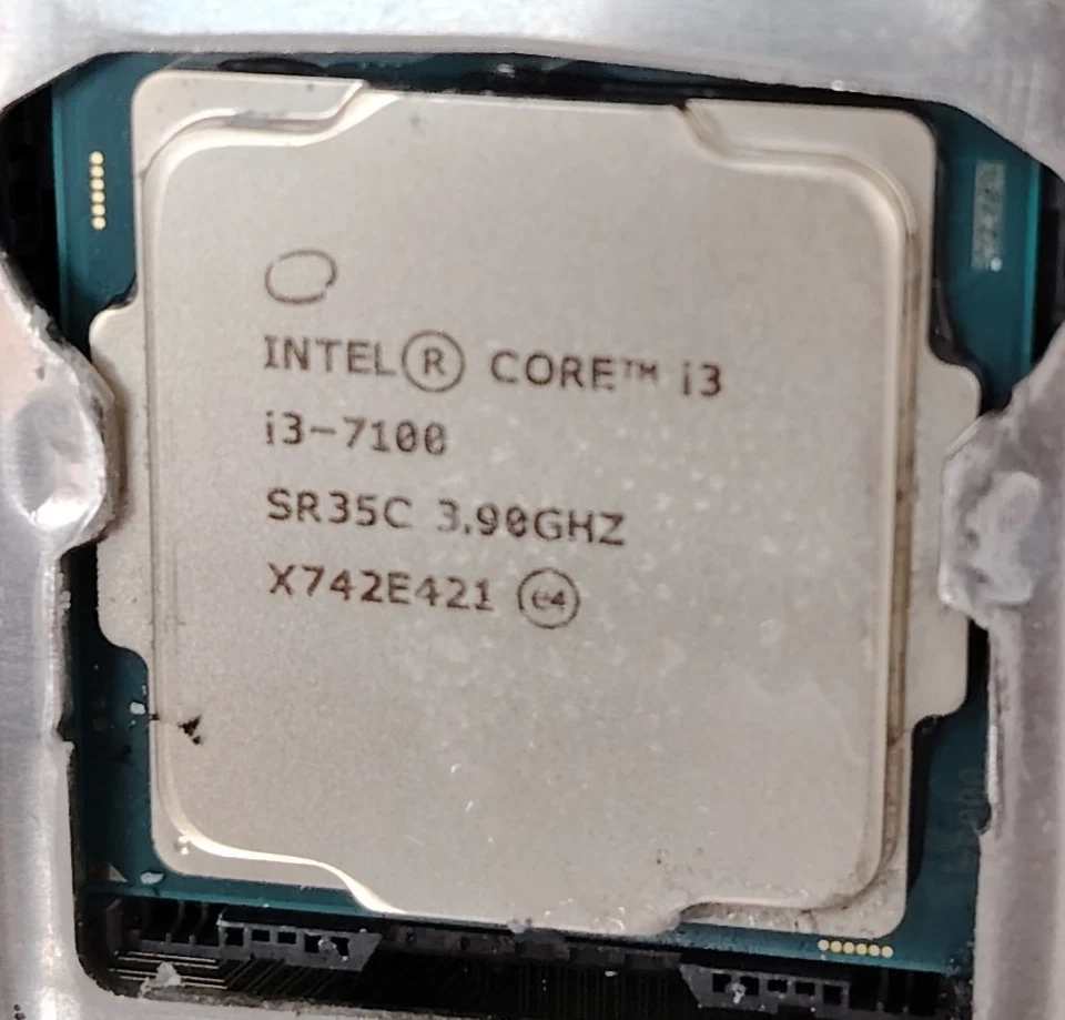 Intel Core i3-7100 2-Core 3.90GHz Desktop CPU Processor 3MB SR35C - Image 1 of 1
