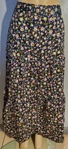 Who What Wear langer Boho Stufen Blumen Rock schwarz bunt 100 % Baumwolle Größe 14 - Bild 1 von 8