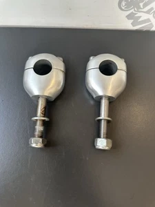 Triumph Street Triple 675 Handlebar Riser Handlebar Clamp Set OEM 2007-2011 675R - Picture 1 of 24