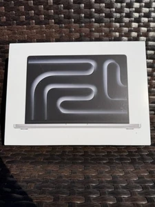 14" APPLE MACBOOK PRO M4 1TB SSD 24GB RAM 10 NÚCLEOS 10 NÚCLEOS GPU PLATEADA - Imagen 1 de 6