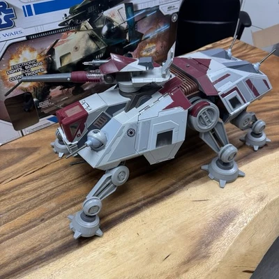 Star Wars Clone Wars AT-TE All Terrain Tactical Enforcer 95% Completo COM CAIXA - Imagem 1 de 4