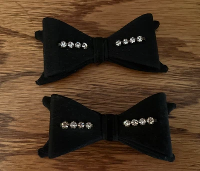 Pinzas para zapatos vintage de 1940’s 1950’s grosgrain negro lazo y estrás. Foto 1 de 4
