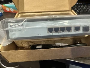 SODOLA 6 Port, 1 SFP+ 10G, 5 2.5G Port Switch SL-SGT105AS-POE Managed Switch - Picture 1 of 4
