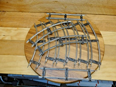 MARX 027 Gauge 2 Rail Track 8 Curves & 2 Straight (10 Total) - Image 1 of 4