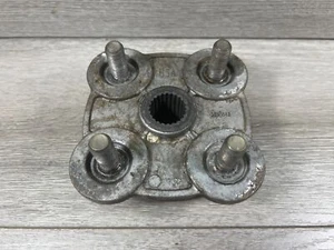 polaris OEM REAR BACK WHEEL RIGHT OR LEFT HUB 5131777 - Picture 1 of 7