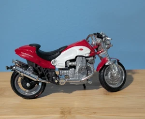 Maisto Diecast 1998 Moto Guzzi V10 Centauro Motorcycle Model Red White - Picture 1 of 9