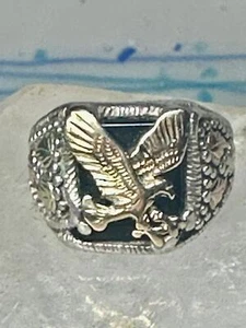 Black Hills Gold Ring eagle leaves Onyx band sterling silver size 8.75 men women - Picture 1 of 12