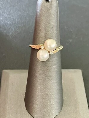 Anillo de diamantes y perlas de oro amarillo de 14 quilates. Talla 5.5 (X145) Foto 1 de 4