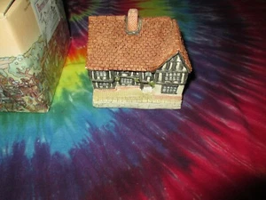 THE BULL LONG MOLFORD BRITISH UK PUB BAR MINIATURE INN COTTAGE MALCOLM COOPER-NR - Picture 1 of 3