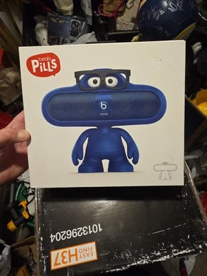 Beats By DR Dre. Suporte para alto-falante Bluetooth Pill Dude - Ausente 👓  - Imagem 1 de 3