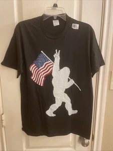 Camiseta Bandera Americana Bigfoot/Sasquatch Talla S/M - Imagen 1 de 6